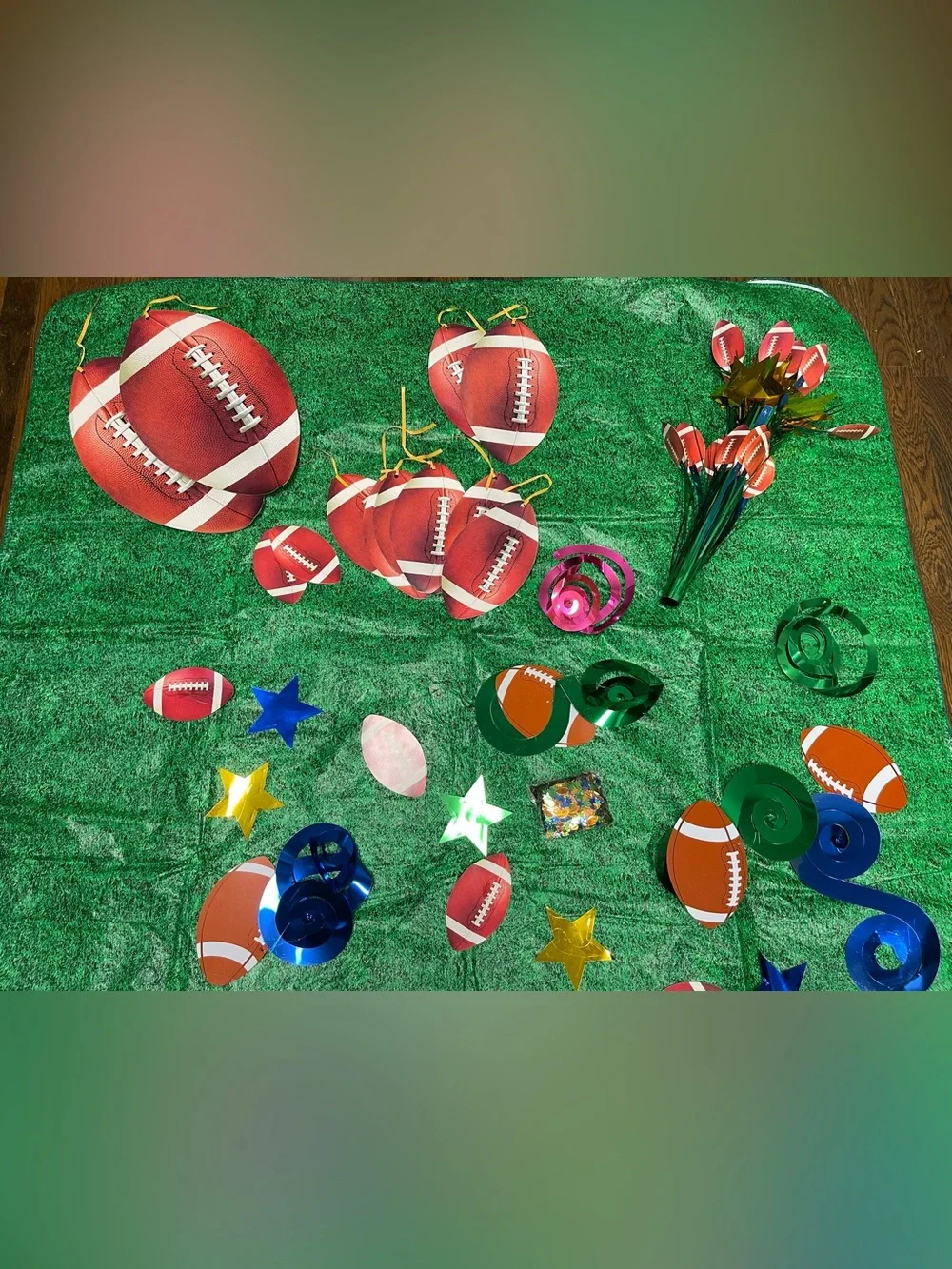 Football Themed Party Decorations - Green and Brown, 22 pieces